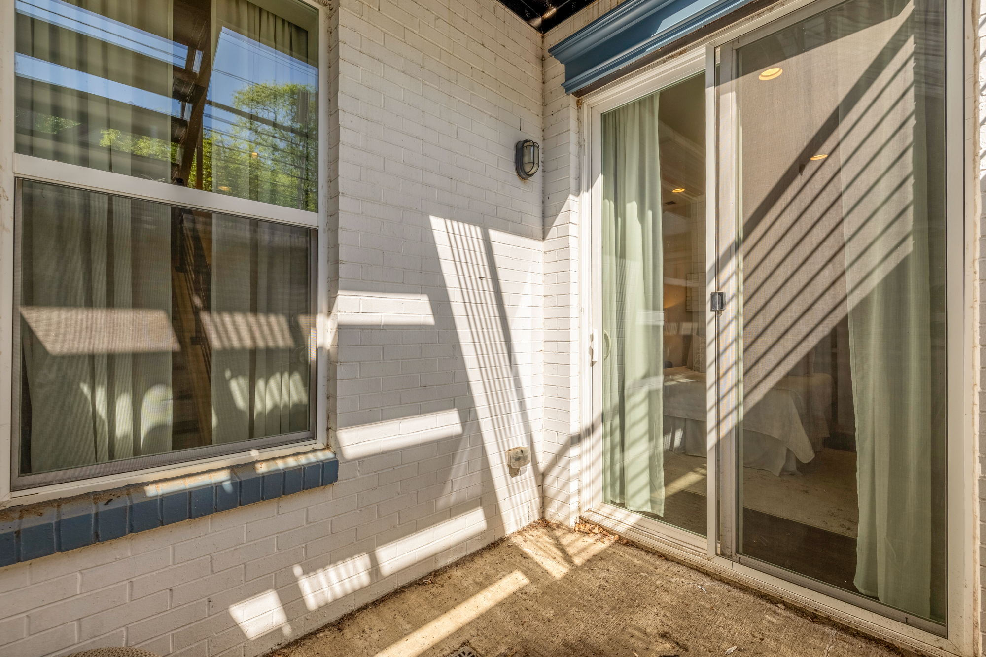 3310 9th Street NE_Patio